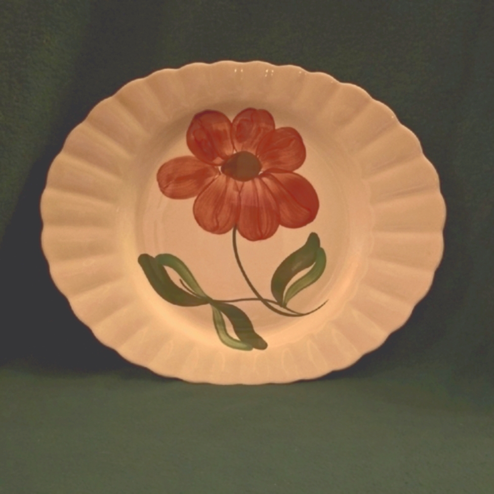 Floral Ceramic Serving Plate - White and Green, From The 1950s.